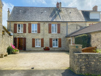 houses and homes for sale inSainte-Mère-ÉgliseManche Normandy