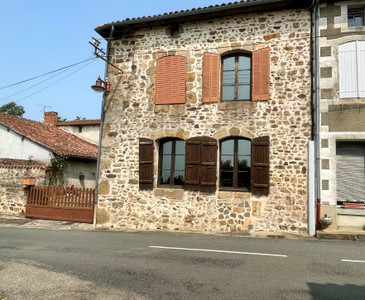 house for sale in Charente