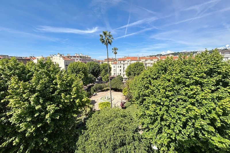 French property for sale in Nice, Alpes-Maritimes - €2,300,000 - photo 1