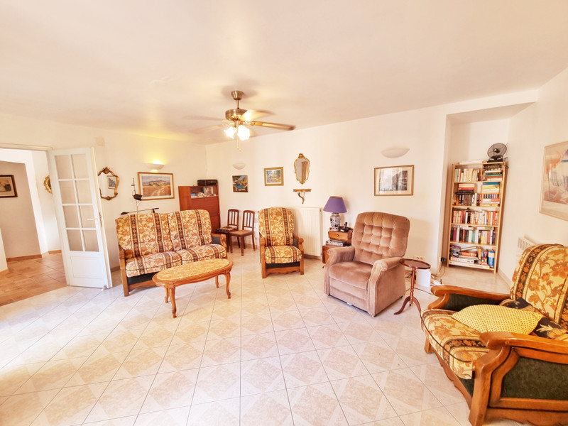 French property for sale in Lespignan, Hérault - &#8364;179,000 - photo 7