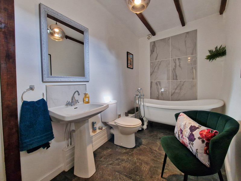 French property for sale in Chabanais, Charente - €118,349 - photo 4