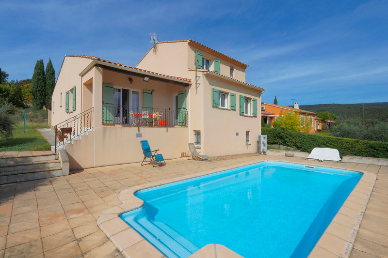 Maison à vendre à Saint-Saturnin-lès-Apt, Vaucluse - 525 000 € - photo 1 Maison à vendre à Saint-Saturnin-lès-Apt, Vaucluse - 525 000 € - photo 1