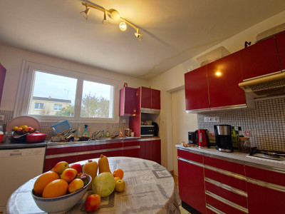 French property for sale in La Roche-sur-Yon, Vendée - €249,000 - photo 2
