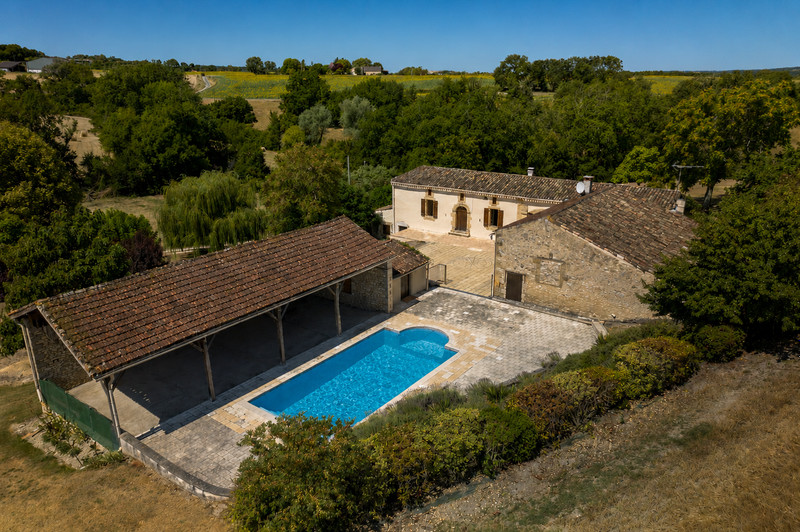 French property for sale in Montagnac-sur-Lède, Lot-et-Garonne - €395,000 - photo 0