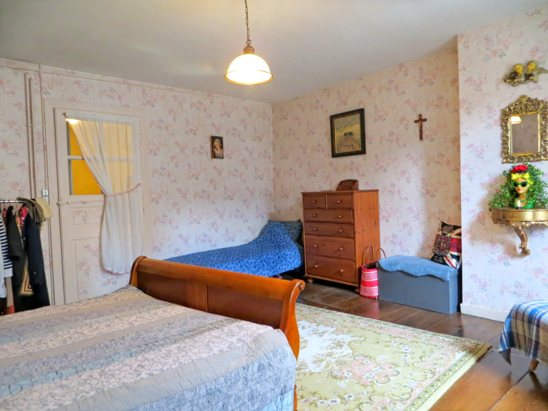 French property for sale in Confolens, Charente - €64,900 - photo 6