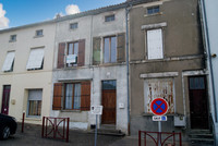 houses and homes for sale inL'AbsieDeux-Sèvres Poitou_Charentes