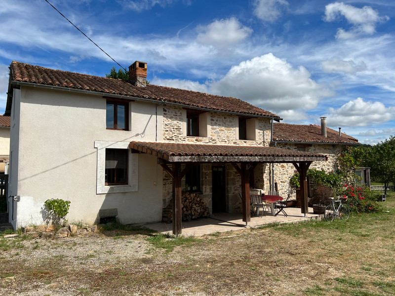 French property for sale in Saint-Saud-Lacoussière, Dordogne - &#8364;175,500 - photo 2