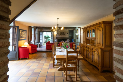 French property for sale in Vic-en-Bigorre, Hautes-Pyrénées - €339,000 - photo 2
