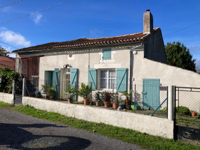 Maison à vendre à Millac, Vienne, Poitou-Charentes, avec Leggett Immobilier