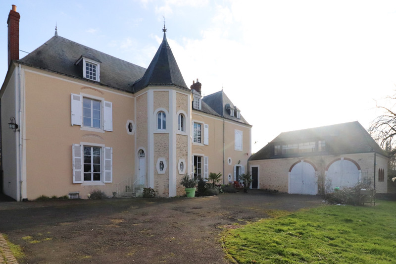 French property for sale in Sceaux-sur-Huisne, Sarthe - €735,000 - photo 9