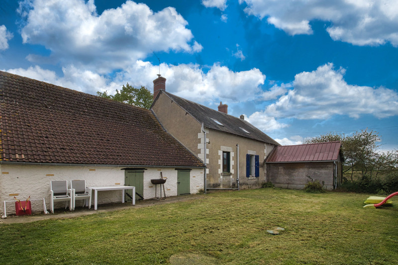French property for sale in Valençay, Indre - €139,500 - photo 4
