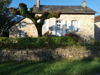Maison à vendre à Condat-sur-Ganaveix, Corrèze, Limousin, avec Leggett Immobilier
