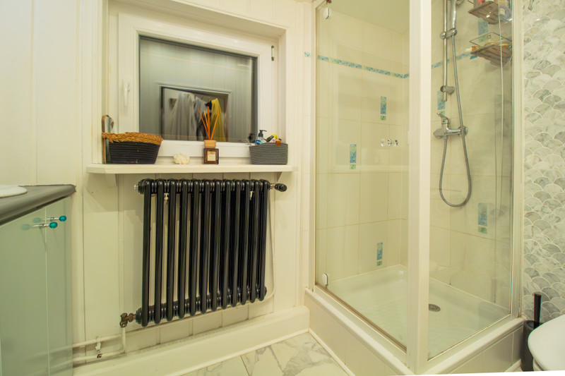Ski property for sale in Meribel - €685,000 - photo 7