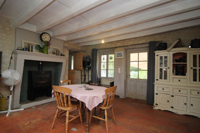 French property for sale in Selles-sur-Nahon, Indre - €110,000 - photo 4