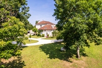 Maison à vendre à Vélines, Dordogne - 950 000 € - photo 1