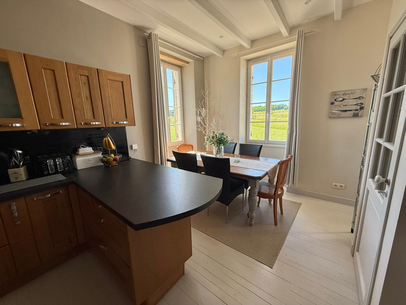 French property for sale in Saint-Thomas-de-Conac, Charente-Maritime - €495,000 - photo 4