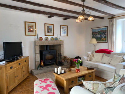 French property for sale in Guerlédan, Côtes-d'Armor - €170,000 - photo 2