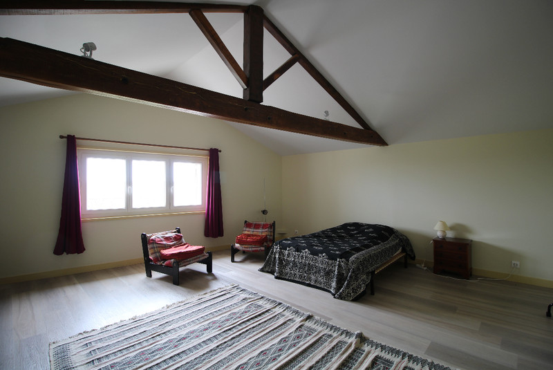 French property for sale in Villiers-Couture, Charente-Maritime - €187,000 - photo 8