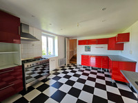Maison à vendre à Vernusse, Allier - 197.000 € - photo 4