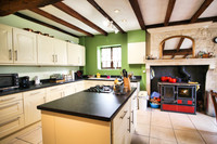 Propriété à vendre à Saleignes, Charente-Maritime - 256 800 € - photo n°5