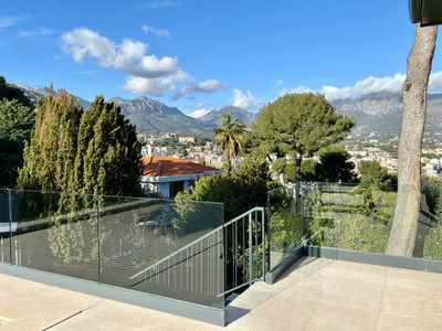 Newly Renovated Villa with Panoramic Views in Cap Martin – A Stone’s Throw from Monaco