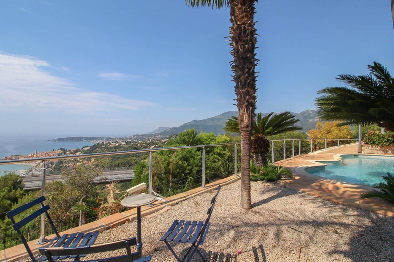 French property for sale in Menton, Alpes-Maritimes - €1,395,000 - photo 2