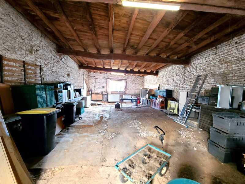 French property for sale in Mansle, Charente - €205,000 - photo 9