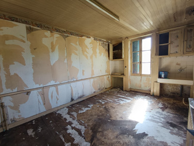 French property for sale in Chalais, Dordogne - €37,000 - photo 6