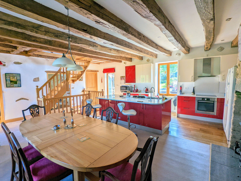 House for sale in JumilhacleGrand Dordogne Stunning 4 bedroom, 3