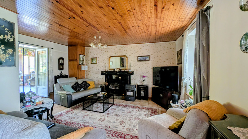 French property for sale in Scrignac, Finistère - €149,999 - photo 2