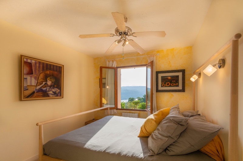 French property for sale in Esparron-de-Verdon, Alpes-de-Haute-Provence - €699,000 - photo 7