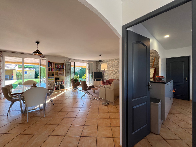 French property for sale in Flayosc, Var - €465,000 - photo 2