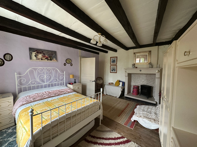 French property for sale in Combiers, Charente - €99,000 - photo 4