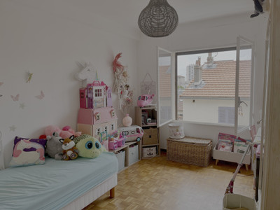 French property for sale in Toulon, Var - €231,500 - photo 9