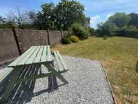 Maison à vendre à Torcé-Viviers-en-Charnie, Mayenne - 100.900 € - photo 2