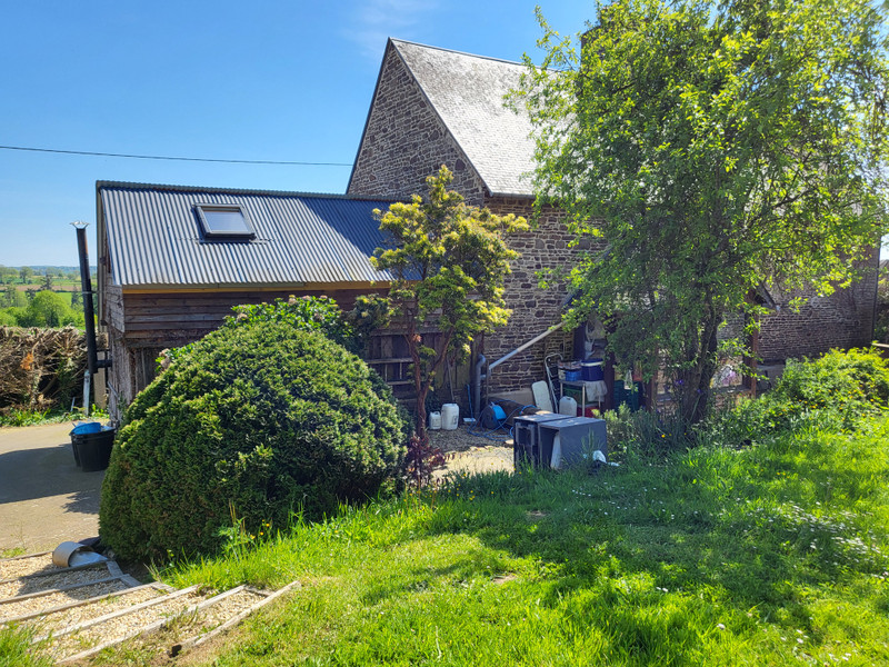 French property for sale in Savigny-le-Vieux, Manche - €180,000 - photo 3