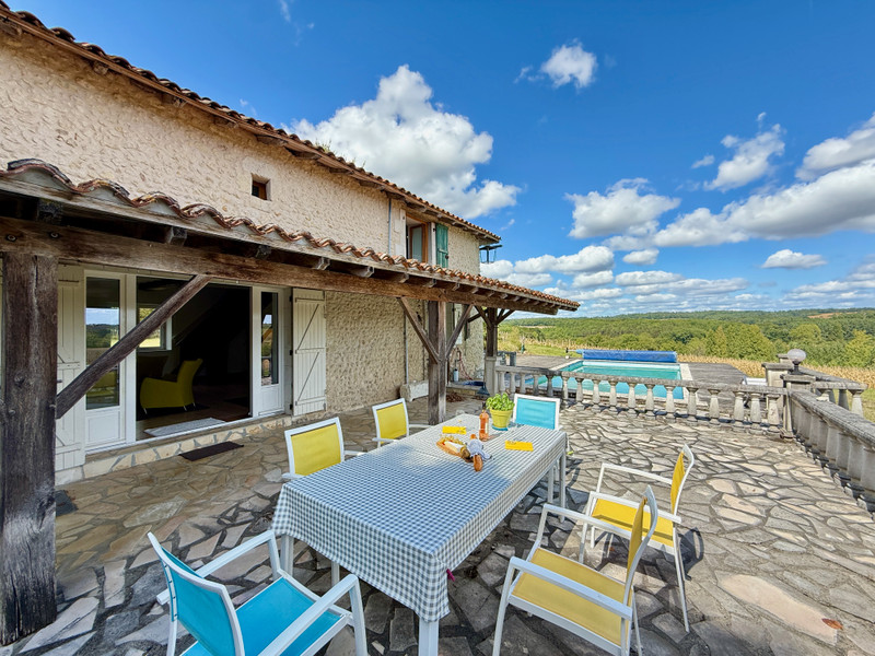 French property for sale in Pillac, Charente - €262,000 - photo 0