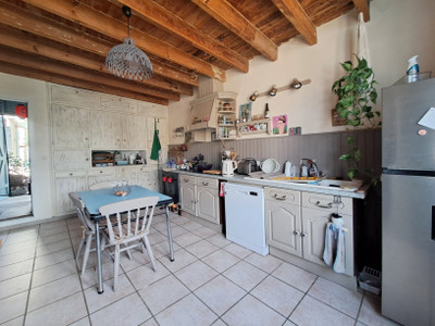 French property for sale in Romazières, Charente-Maritime - €130,000 - photo 1