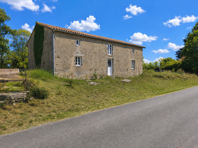 French property for sale in Azat-le-Ris, Haute-Vienne - €294,250 - photo 7