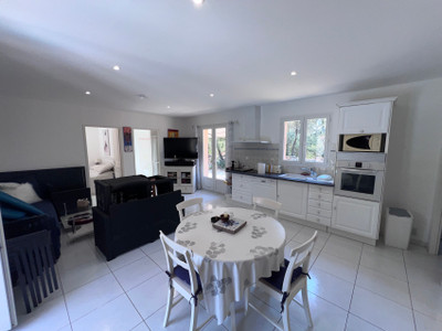 French property for sale in Montfort-sur-Argens, Var - €420,000 - photo 4
