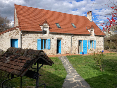 Maison à vendre à Mesples, Allier, Auvergne, avec Leggett Immobilier