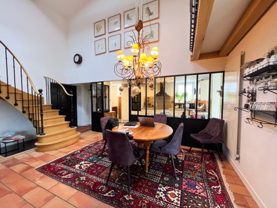 French property for sale in Dompierre-sur-Mer, Charente-Maritime - €1,190,000 - photo 2