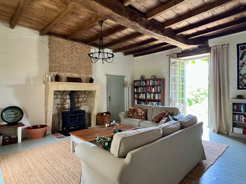 French property for sale in Loubès-Bernac, Lot-et-Garonne - €325,000 - photo 4
