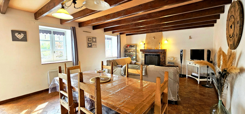French property for sale in Gourgé, Deux-Sèvres - €298,000 - photo 9