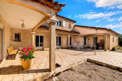 Maison à vendre à Coursan, Aude, Languedoc-Roussillon, avec Leggett Immobilier