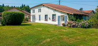 Maison à vendre à Le Lindois, Charente - 295.000 € - photo 2