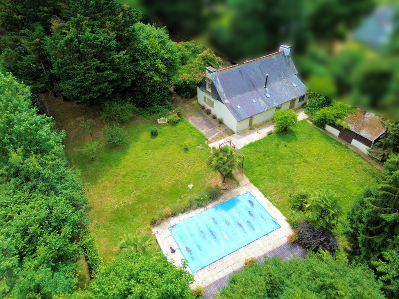 French property for sale in Saint-Gonnery, Morbihan - €316,000 - photo 0
