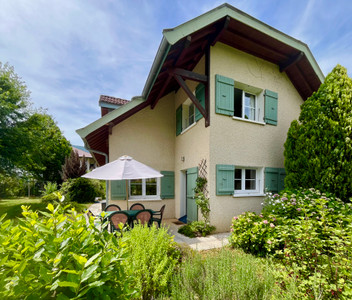 Maison à vendre à Saint-Jorioz, Haute-Savoie, Rhône-Alpes, avec Leggett Immobilier