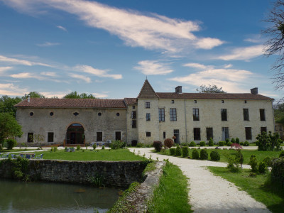 Magnificant 15th century chateau logis with 2 bedroom barn, lake, forge, watermill and outbuildings to develop