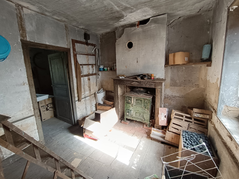 French property for sale in Crocq, Creuse - €36,600 - photo 6